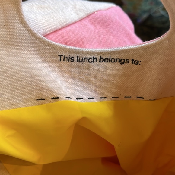 Fluf Organic Cotton Oui Reusable lunch bag with Waterproof Bottom - Picture 5 of 6